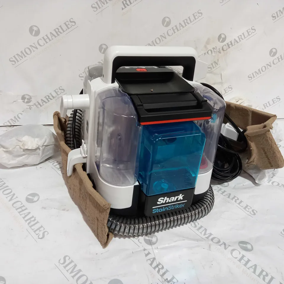 SHARK STAIN STRIKER PET SPOT CLEANER PX200UKT