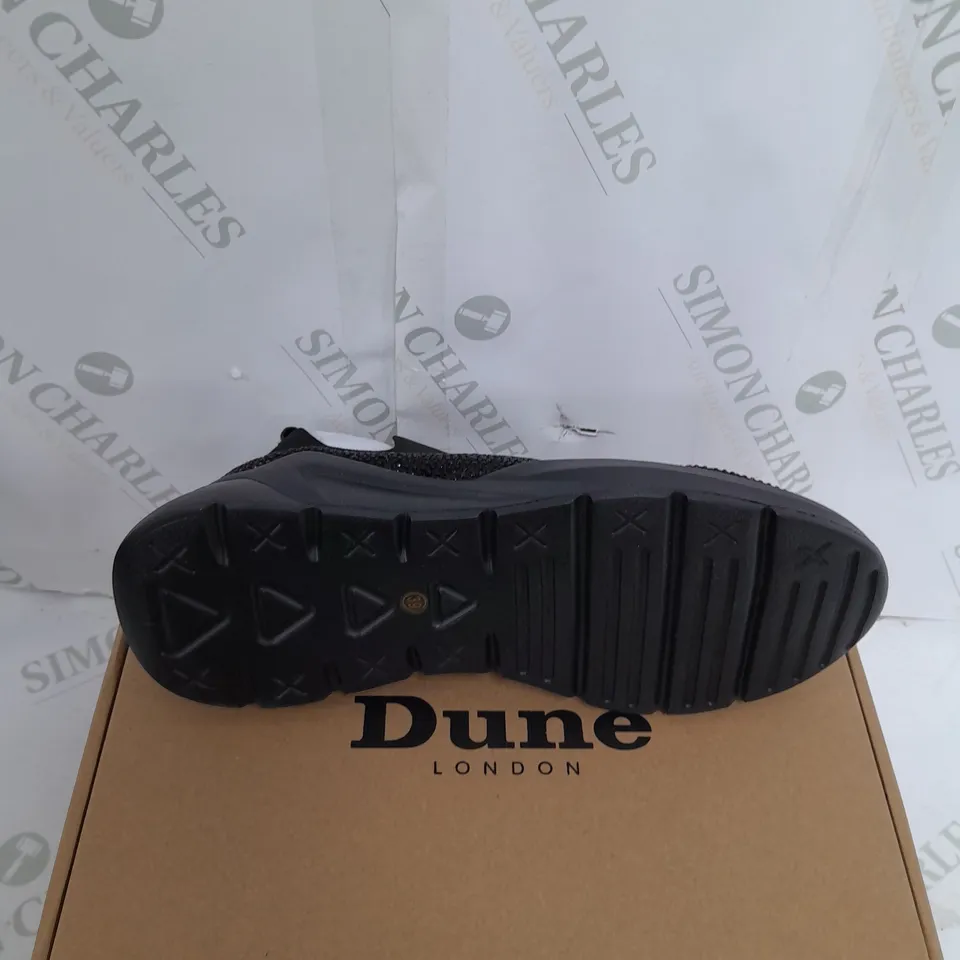 BOXED PAIR OF DUNE LONDON ELIXIR SPORT SHOES IN BLACK SIZE 6