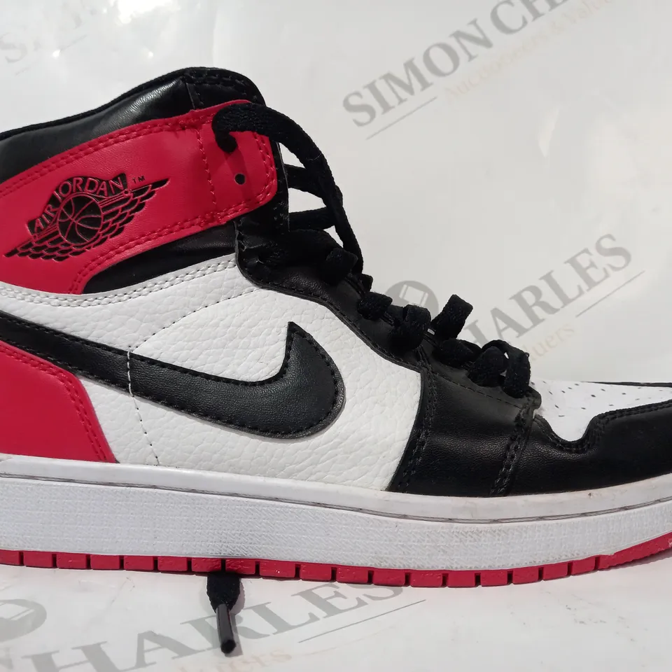 PAIR OF NIKE AIR JORDAN SHOES IN BLACK/WHITE/RED UK SIZE 6