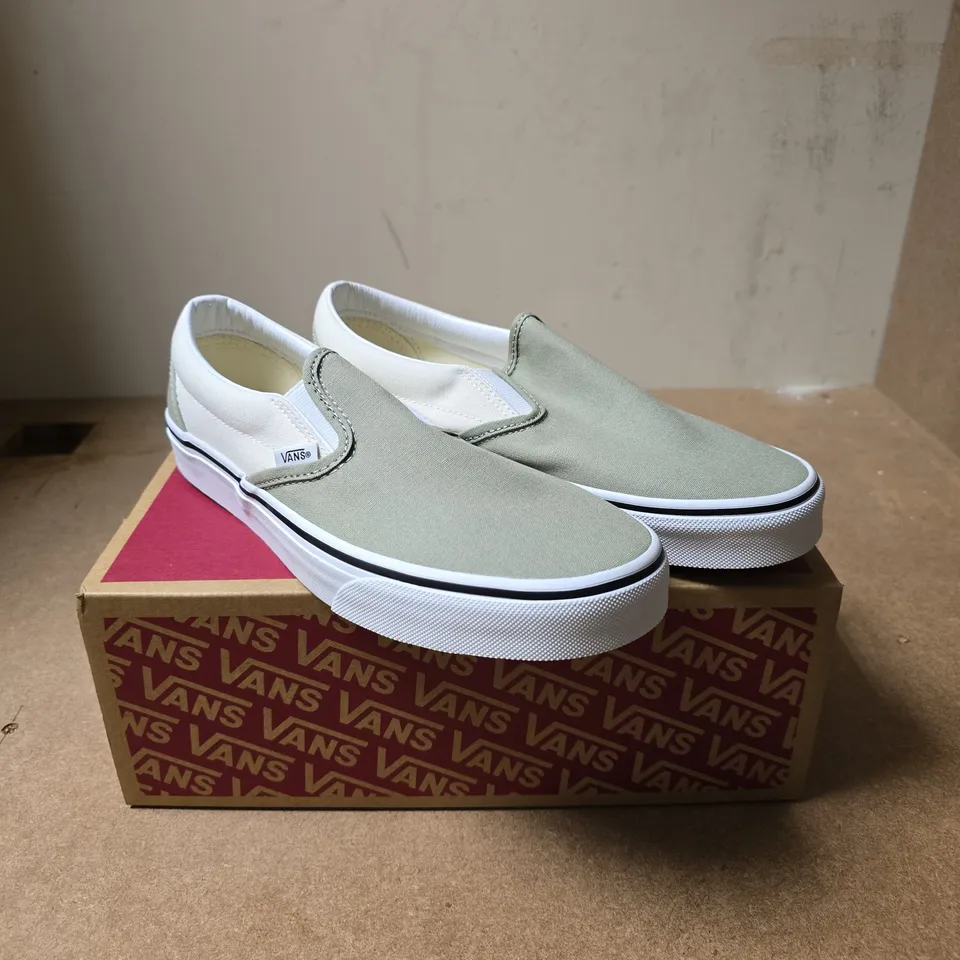 VANS CLASSIC SLIP-ON – SAGE - 7