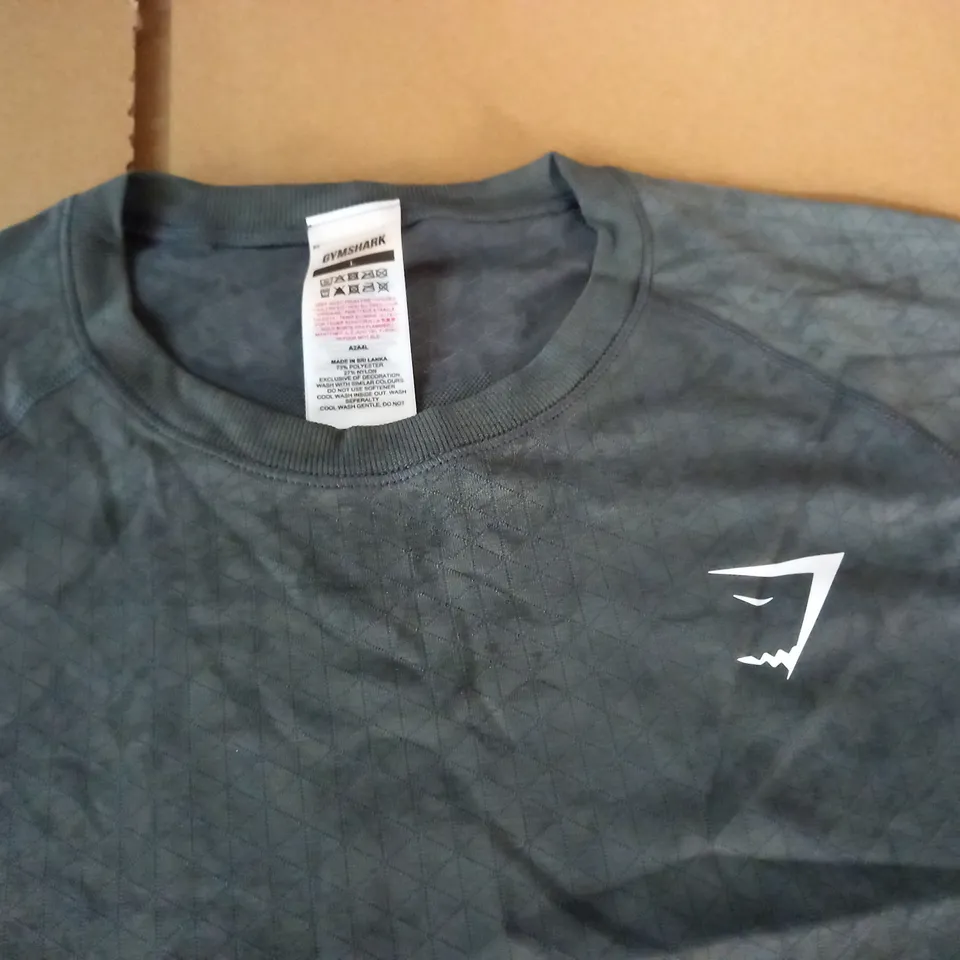 GYMSHARK GREY T-SHIRT - L