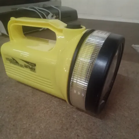 WHITE POINTER 120 LUMEN 3W LED TORCH