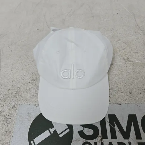 ALO WHITE BASEBALL CAP – LOGO EMBROIDERY