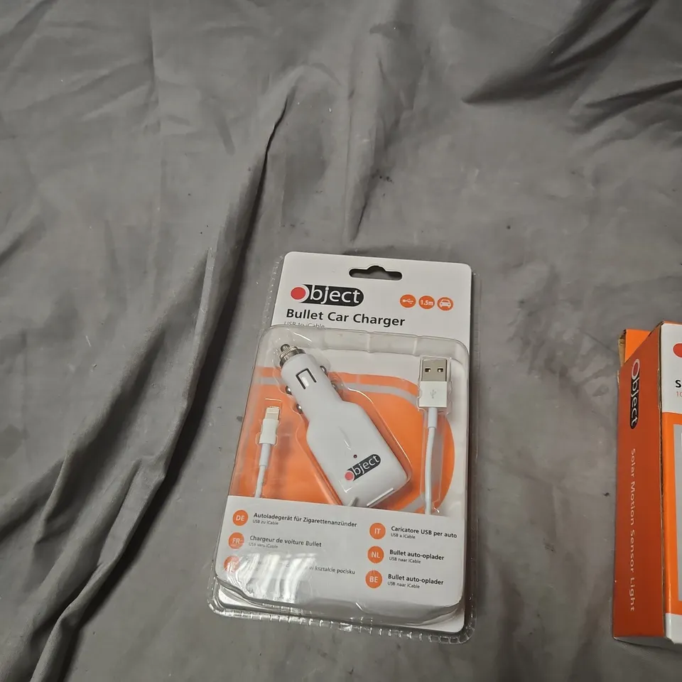 BOX OF ASSORTED ITEMS INCLUDING OBJECT BULLET CAR CHARGER & SOLAR MOTION SENSOR LIGHT AND BULLET CAR CHARGER 