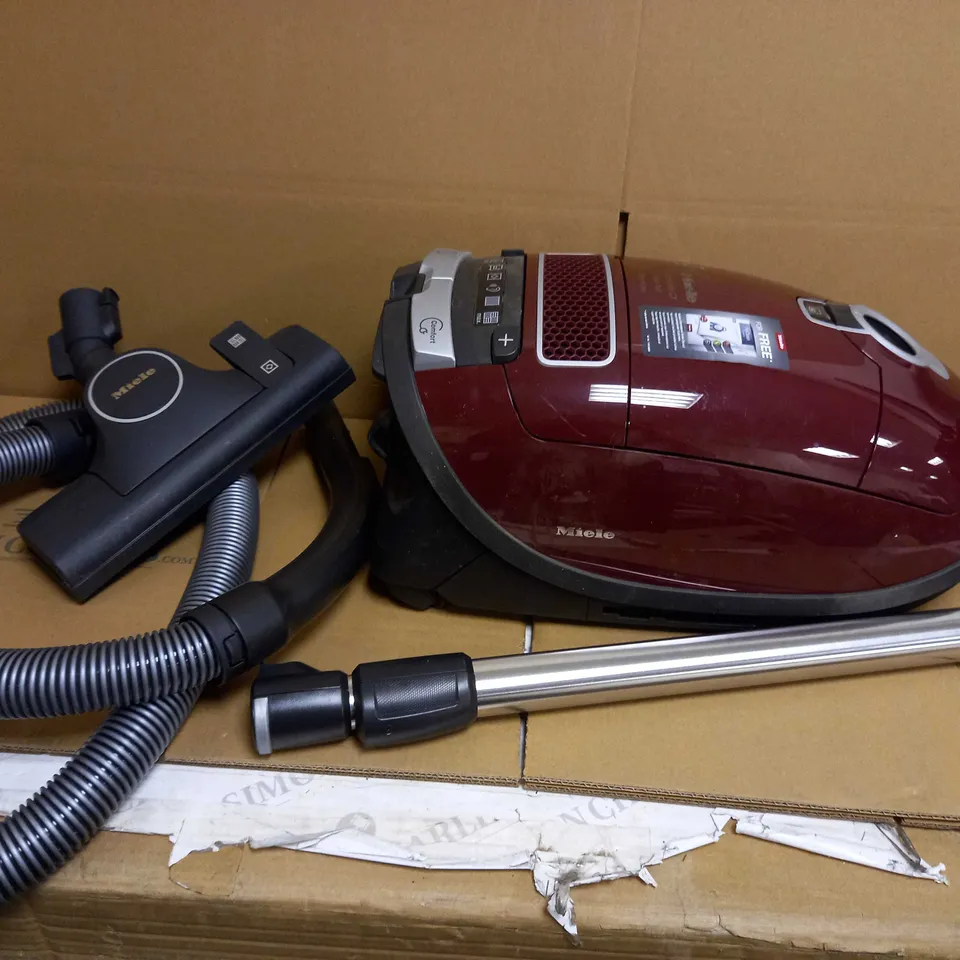 MIELE SGDF3 VACCUM