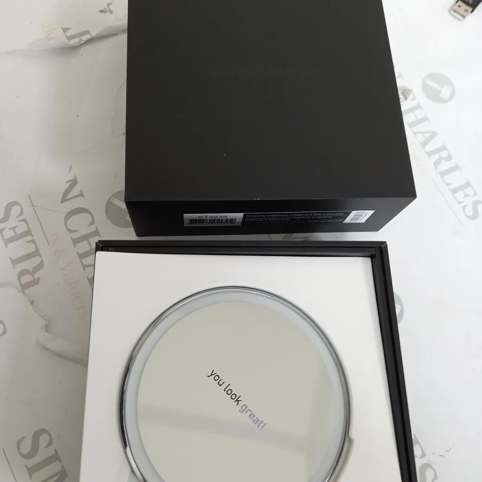 BOXED SIMPLE HUMAN SENSOR MIRROR 