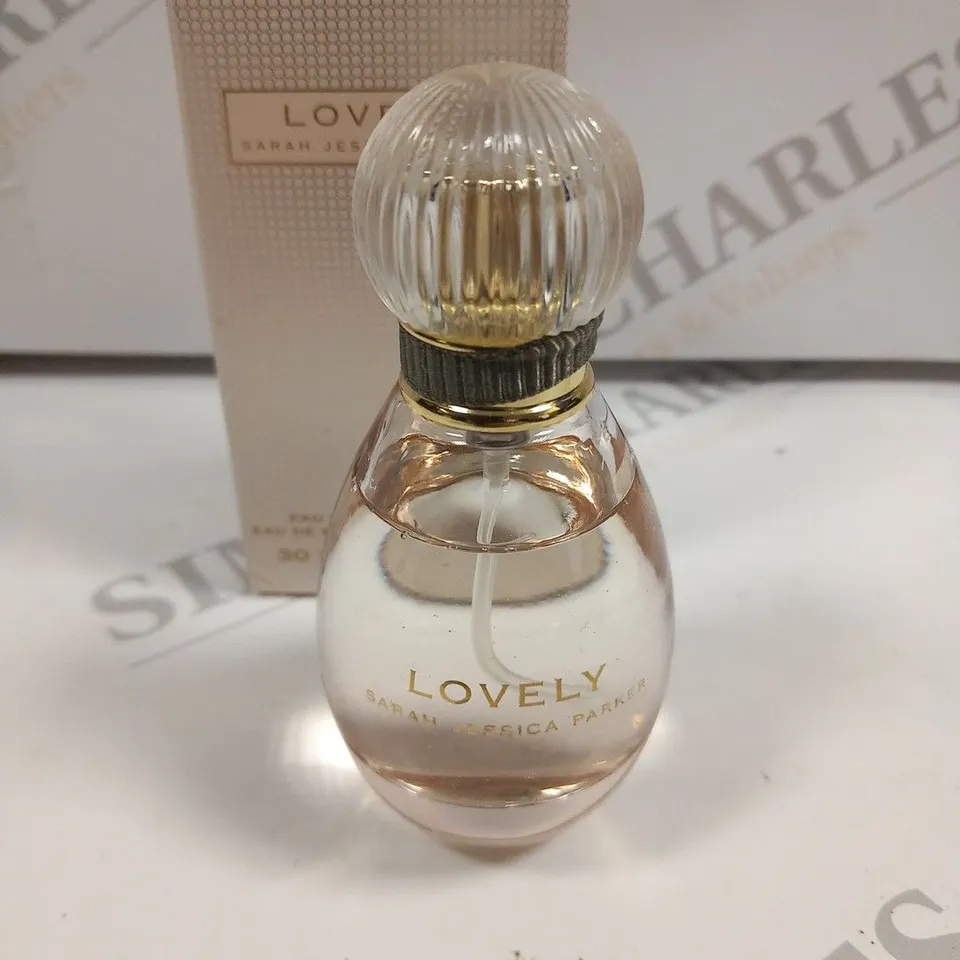 BOXED SARAH JESSICA PARKER LOVELY EAU DE PARFUM 30ML