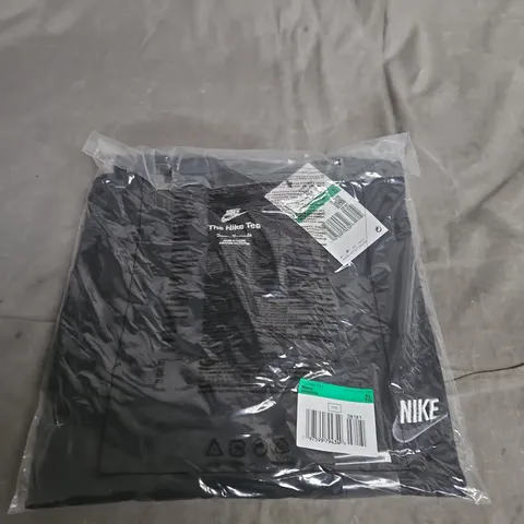 BAGGED NIKE TEE - SIZE XL