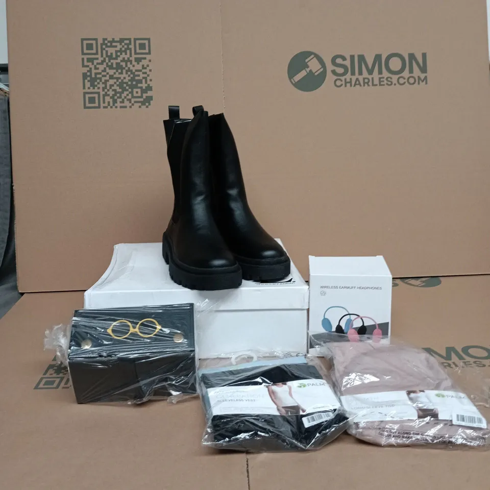 BOX OF APPROXIMATELY 25 ASSORTED ITEMS TO INCLUDE SHOES BY EMMA, WIRELESS EARMUFF HEADPHONES, GLASSES PULL OUT ORGANISER, SLEEVELESS VEST ETC
