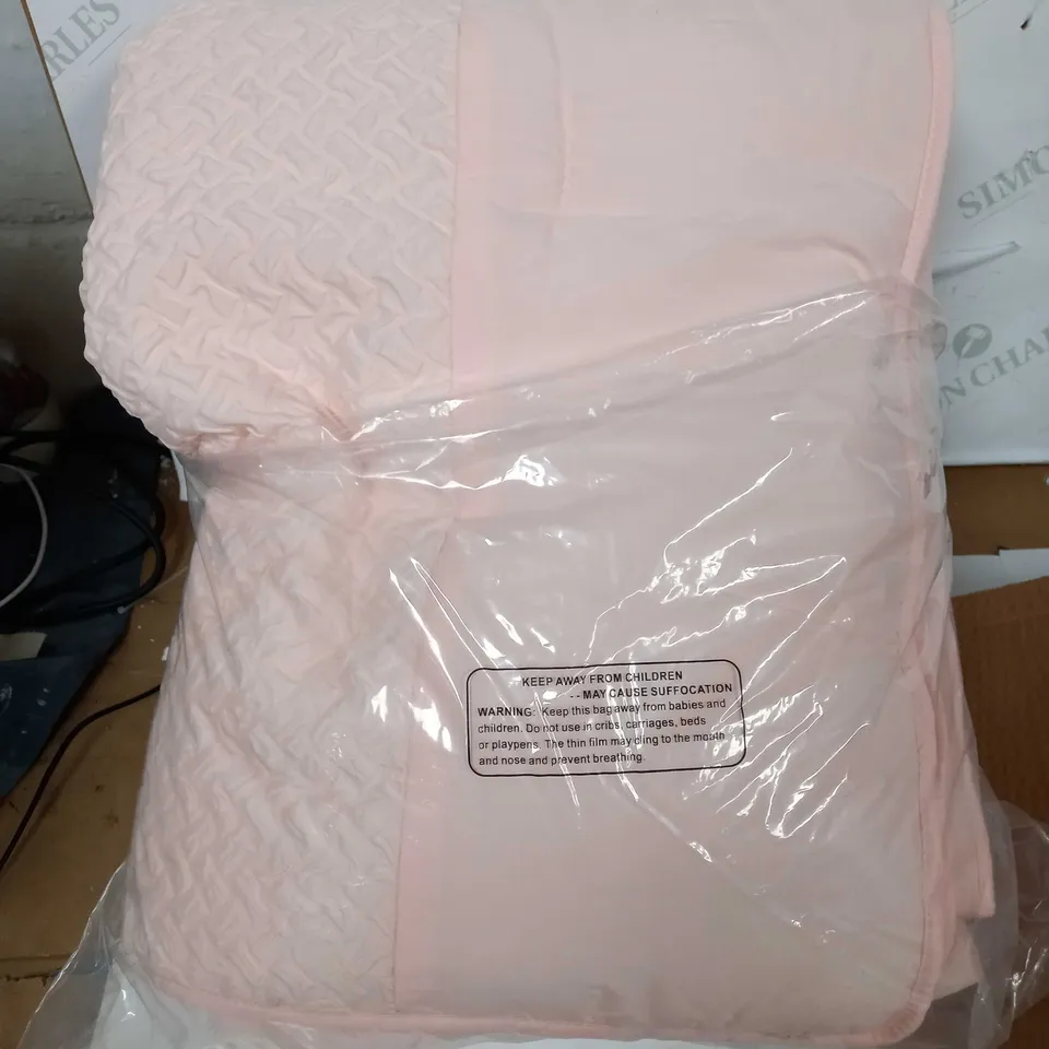 SUPERSOFT BY COZEE HOME CROSS TEXTURED BEDSPREAD, PALE PINK, 150X200CM