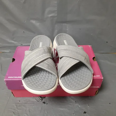 SKECHERS GO WALK SANDALS GREY SIZE 5
