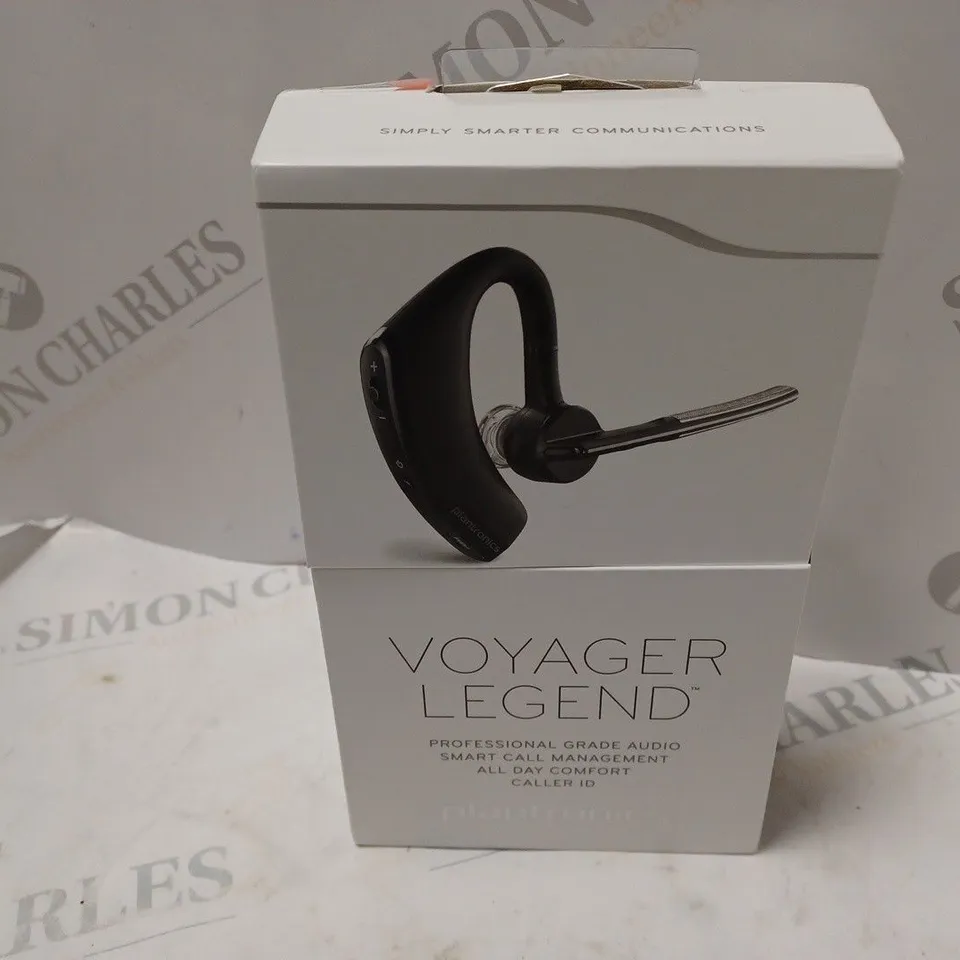 BOXED PLANTRONICS VOYAGER LEGEND