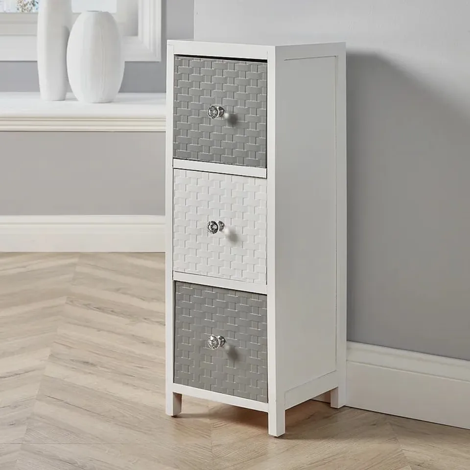 BOXED CARSON 3 DRAWER CHEST OF DRAWERS (1 BOX)