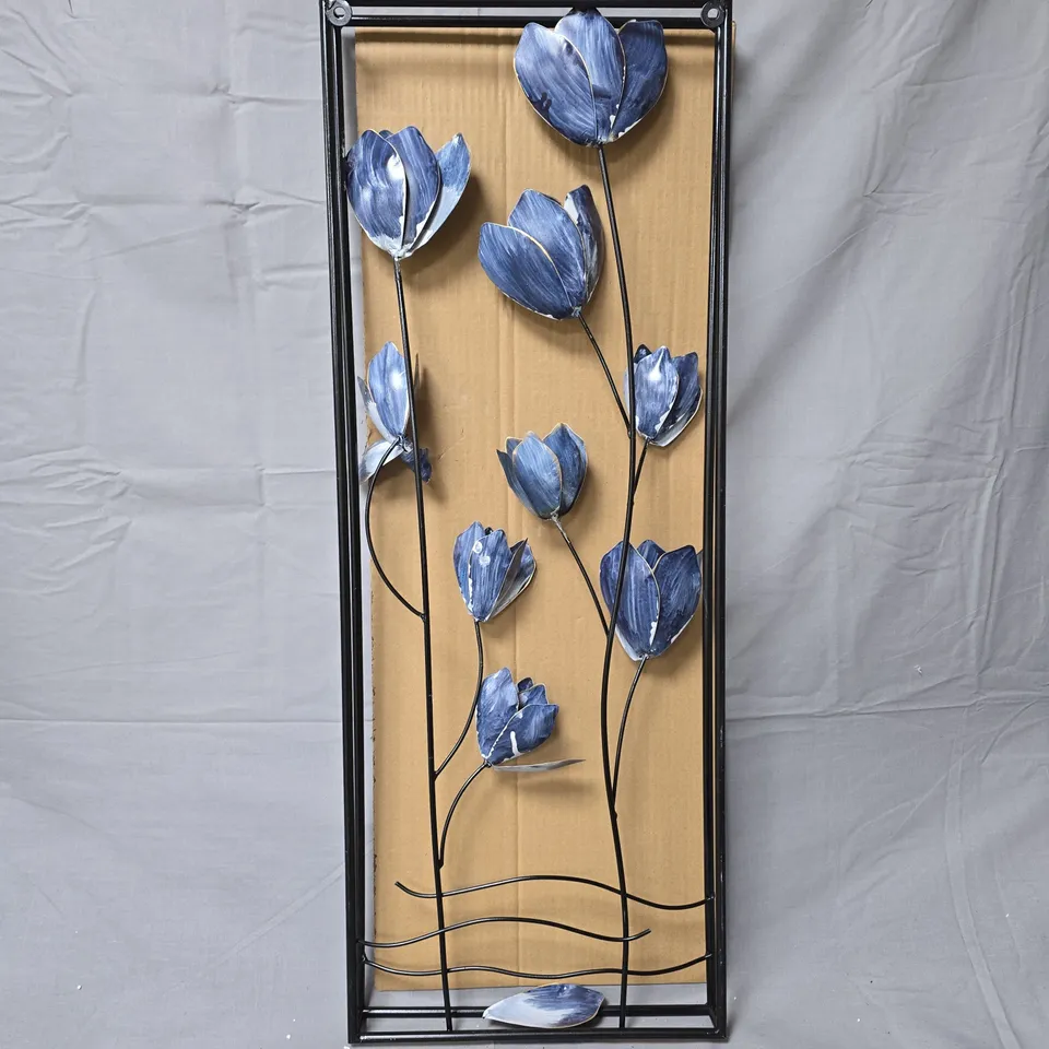 HOME 2 GARDEN FLORAL WALL HANGING - METAL FLOWER PANEL, BLUE FLOWERS