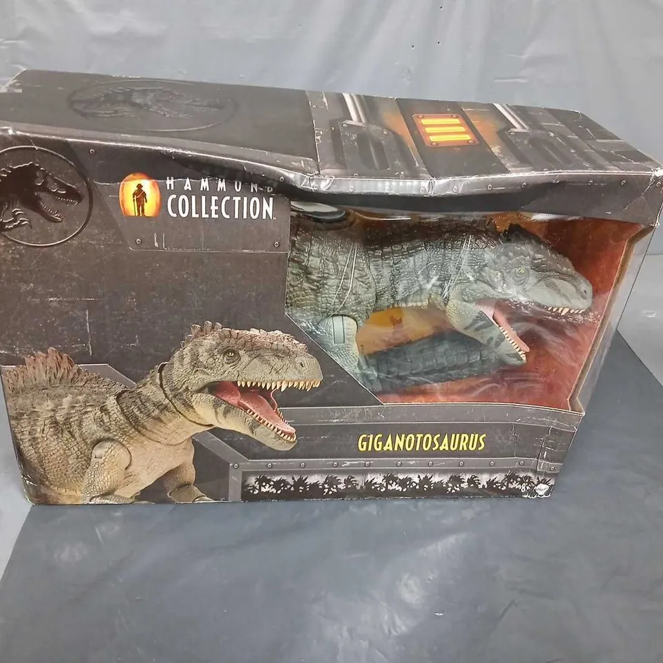 JURASSIC WORLD HAMMOND COLLECTION GIGANOTOSAURUS – BOXED FIGURE