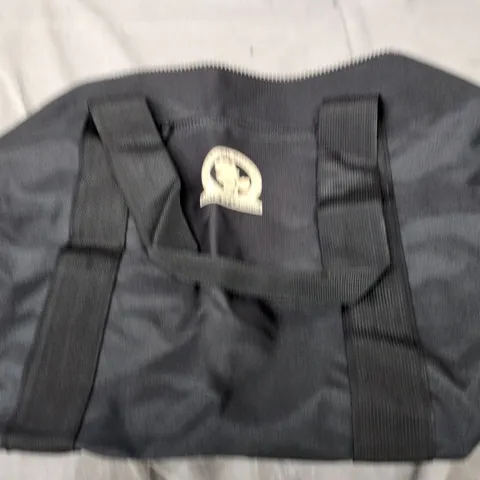 BLACKBURN ROVERS FC BLACK HOLDALL BAG WITH CARRY HANDLES 