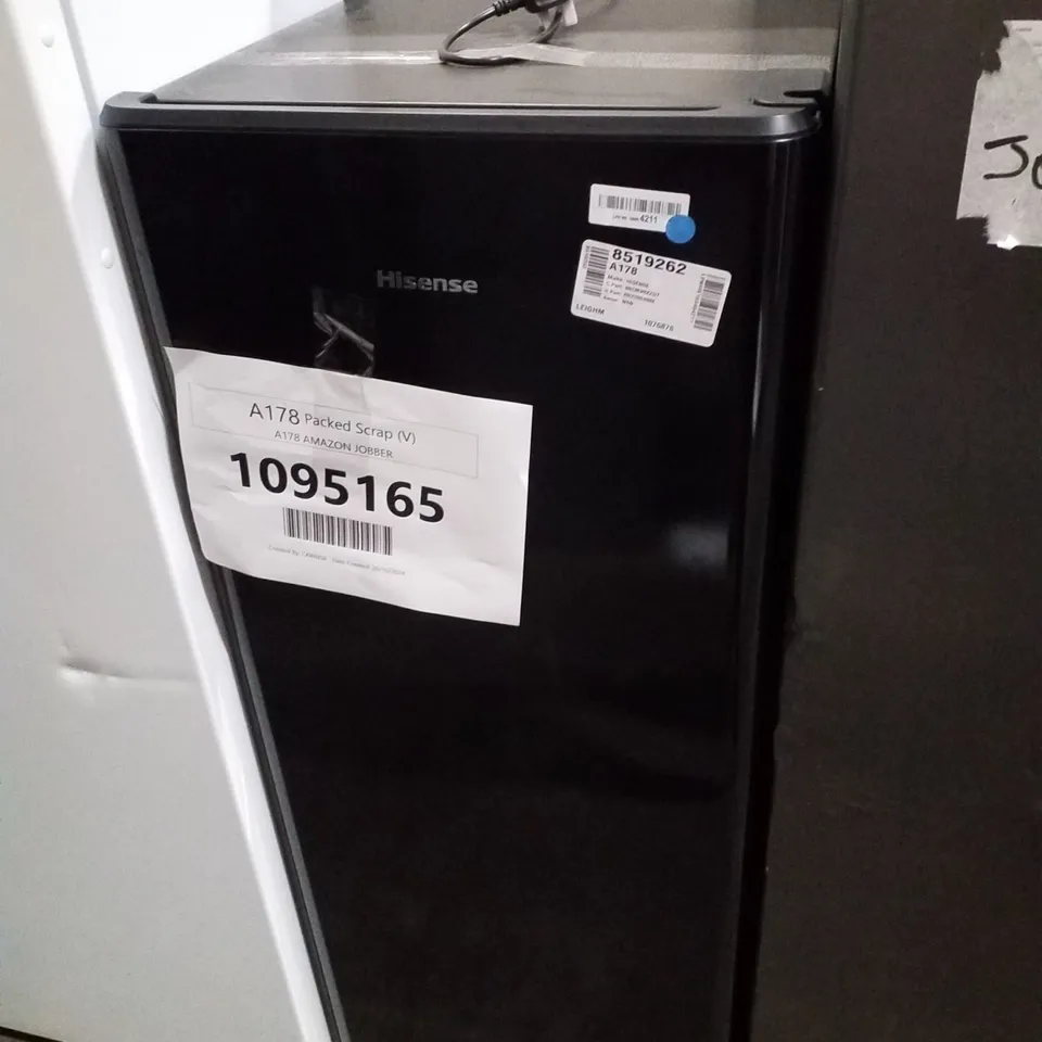 HISENSE RR220D4BBE 52CM FREESTANDING RETRO FRIDGE BLACK - UNPROCESSED RAW RETURN