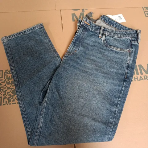 VUORI VINTAGE JEANS IN MEDIUM WASH DENIM - SIZE 36