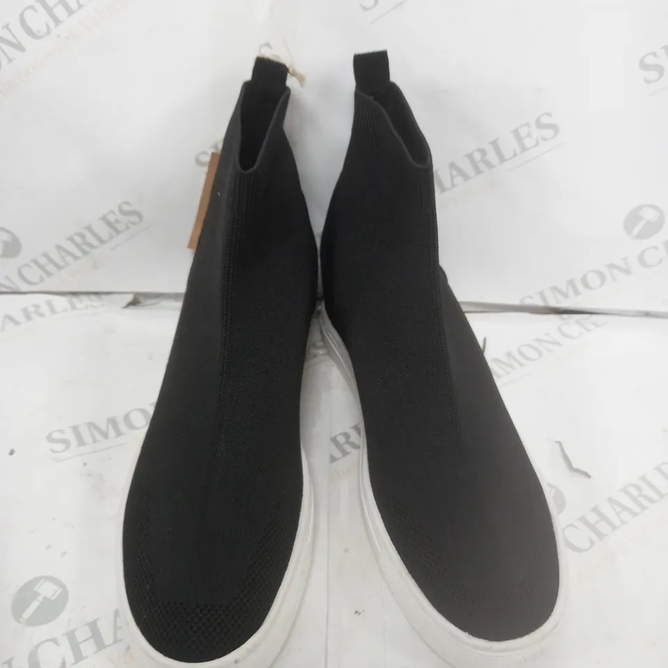 DUNE LONDON EMPOWER HIGH WEDGE BLACK SIZE 7