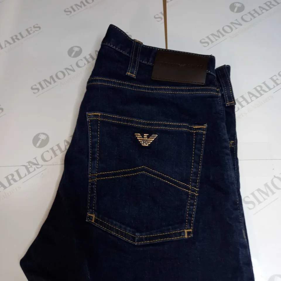 EMPORIO ARMANI DARK DENIM JEANS SIZE W28 L32