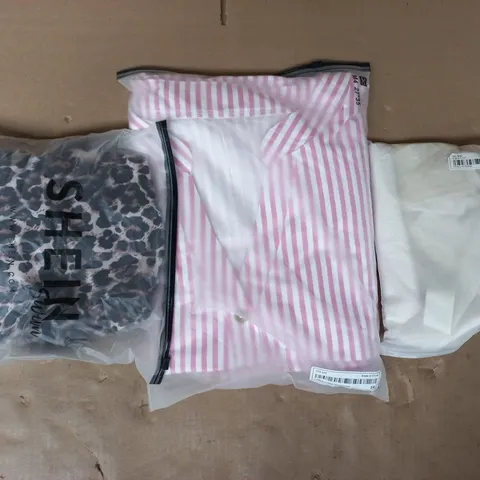 APPROXIMATELY 20 ASSORTED CLOTHING AND FASHION PRODUCTS IN VARIOUS STYLES AND SIZES - COLLECTION ONLY