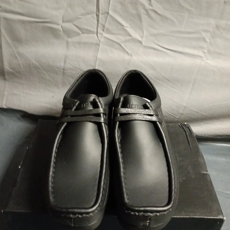 BOXED PAIR OF MÉTISSIER MEN'S BLACK LEATHER LOAFERS - UK SIZE 5