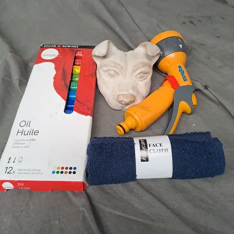 APPROXIMATELY 15 ASSORTED HOUSEHOLD PRODUCTS TO INCLUDE OIL PAINT COLOURS, HOZELOCK HOSE HEAD AND A FACE CLOTH