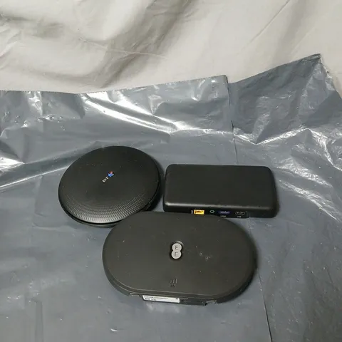 APPROXIMATELY 12 ASSORTED HOUSEHOLD ITEMS TO INCLUDE ROUTERS, PLUGS, REMOTE CONTROLS ETC