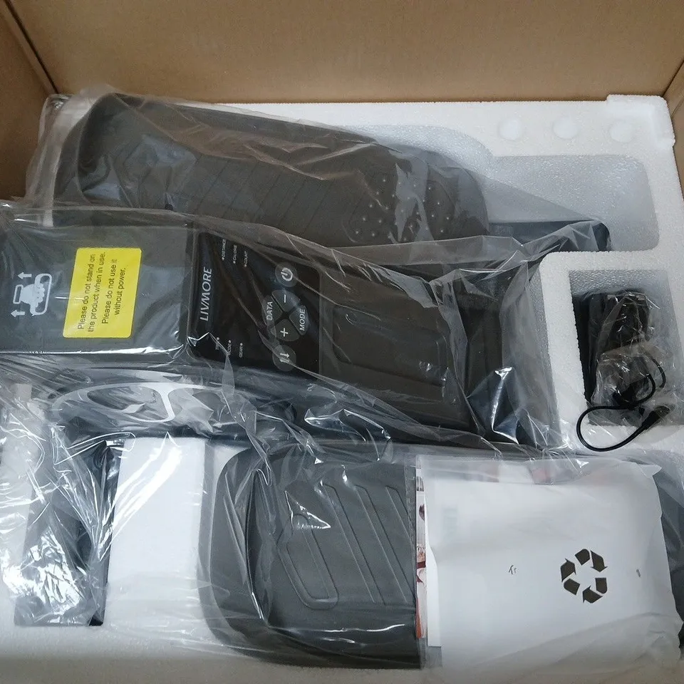 BOXED LIVMORE ANTI-SLIP PEDAL EXERCISER IN BLACK