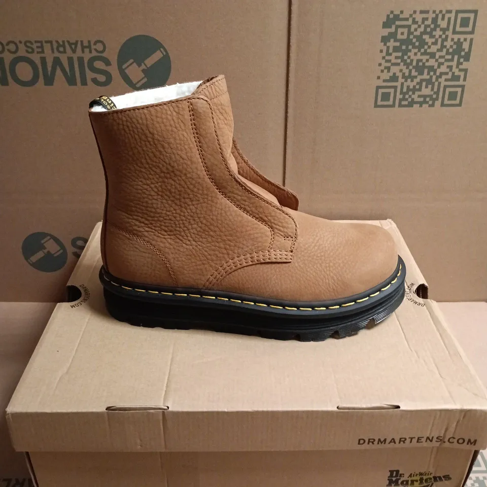 BOXED PAIR OF DR. MARTENS MILLED NUBUCK BOOTS - 8