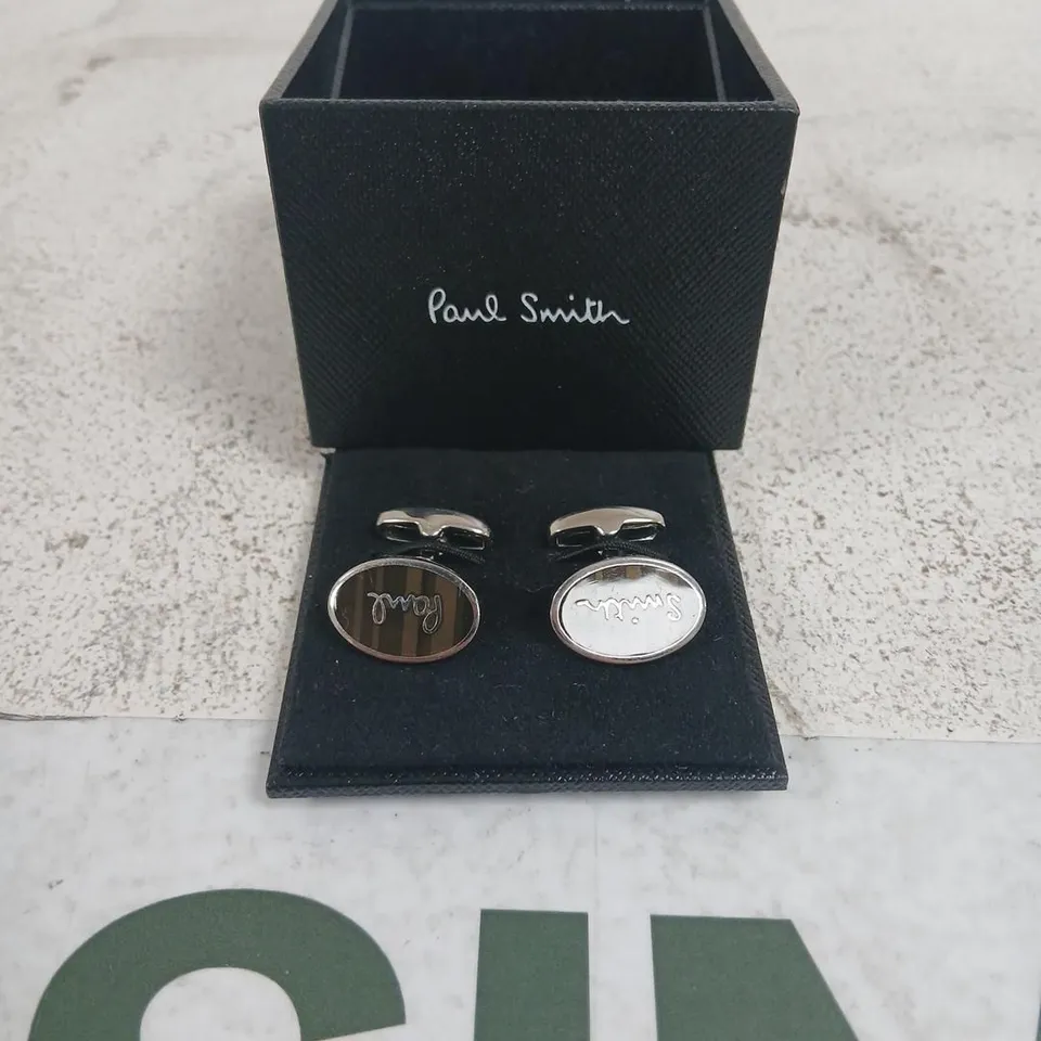 PAUL SMITH CUFFLINKS IN PRESENTATION BOX