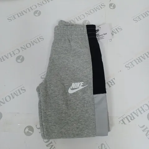 NIKE LOGO FLEECED TRACKSUIT BOTTOMS SIZE XS
