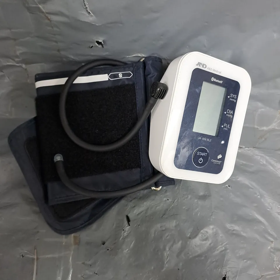 A&D MEDICAL BLOOD PRESSURE MONITOR 