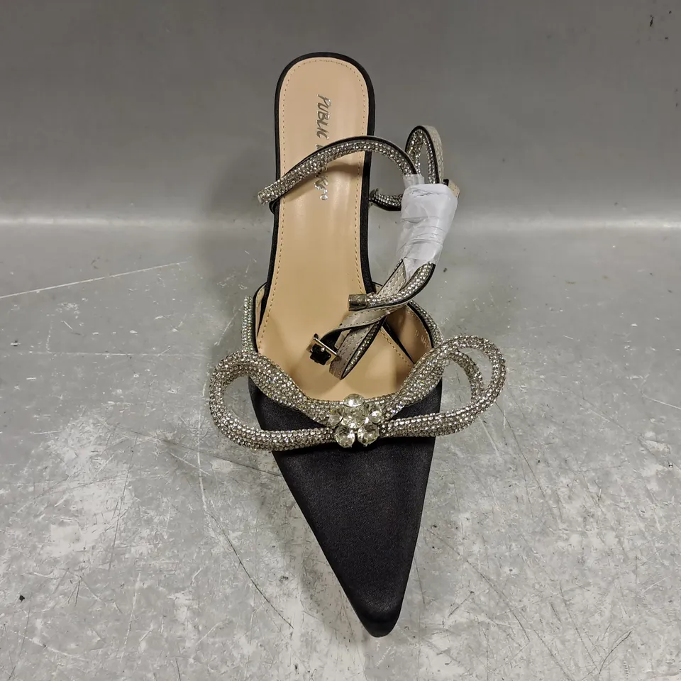 BOXED PAIR OF PUBLIC DESIRE POINTED TOE HEELED SANDALS IN BLACK W. DIAMANTE EFFECT SIZE 9