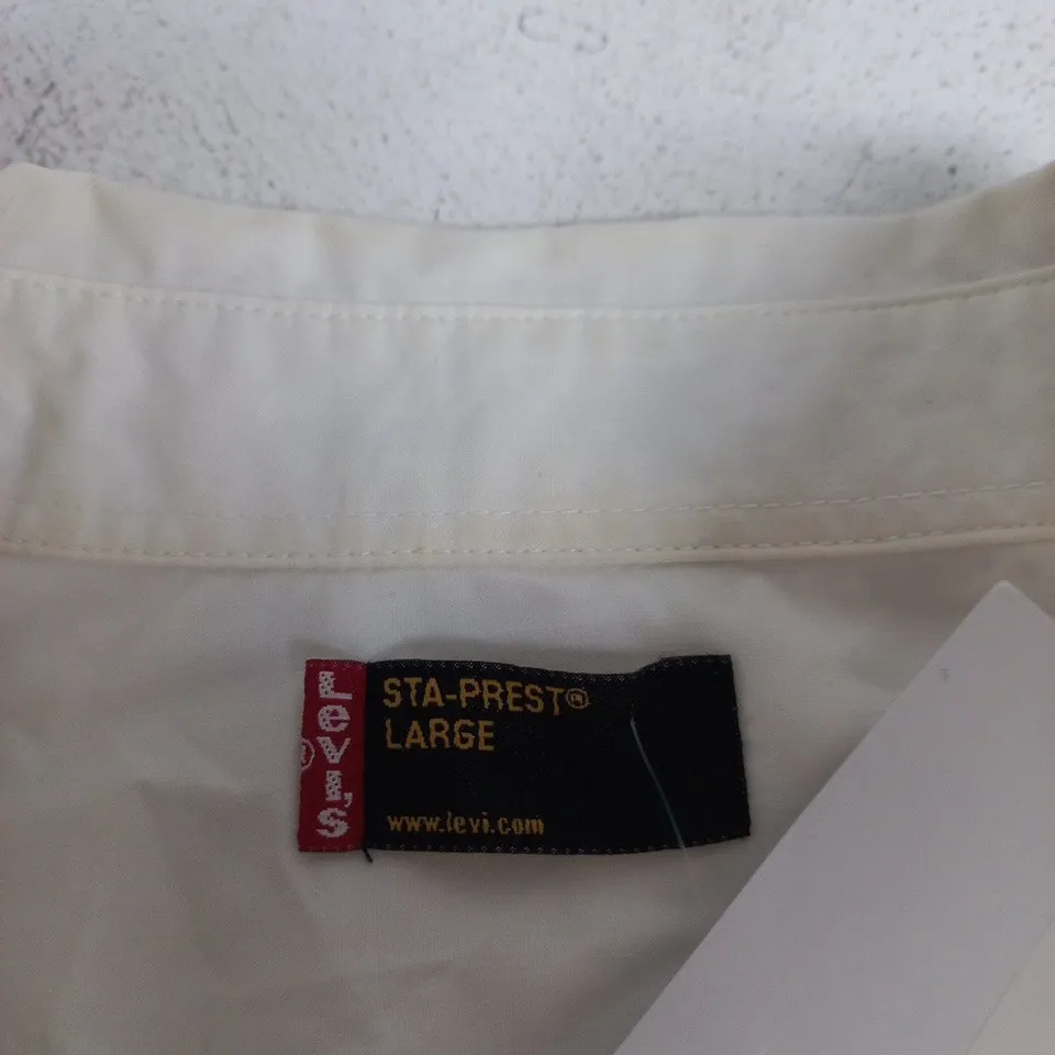 LEVI'S STA-PREST WHITE SHIRT – LARGE