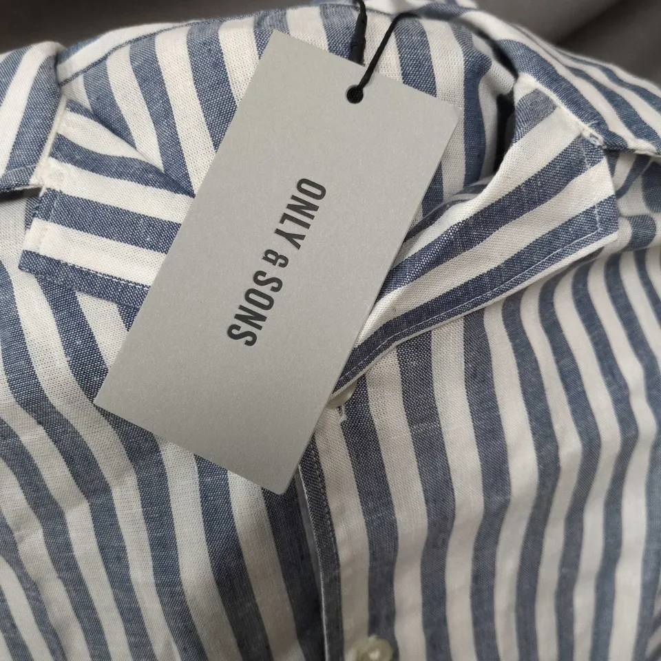 ONLY & SONS STRIPED SHIRT – BLUE/WHITE, SIZE XL
