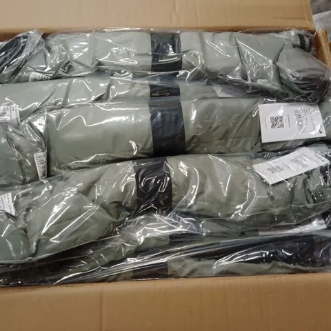 BOX OF APPROXIMATELY 30 X BRAND NEW BRASS MONKEY DIP MATS - SAGE // SIZE: S