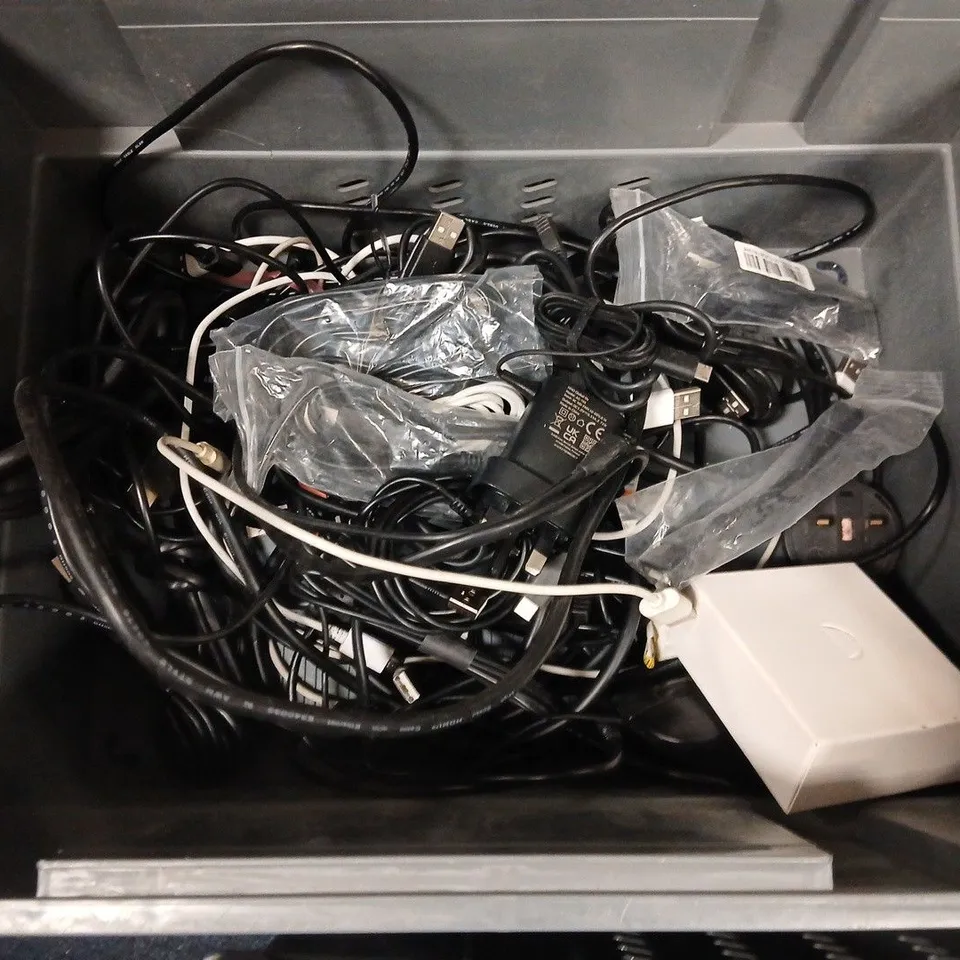 LOT OF ASSORTED CABLES, CHARGERS, PLUGS AND LEADS