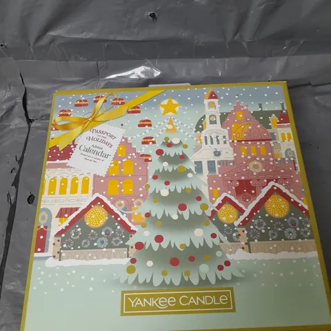 YANKEE CANDLE PASSPORT TO THE HOLIDAYS CHRISTMAS ADVENT CALENDAR BOOK - COLLECTION ONLY