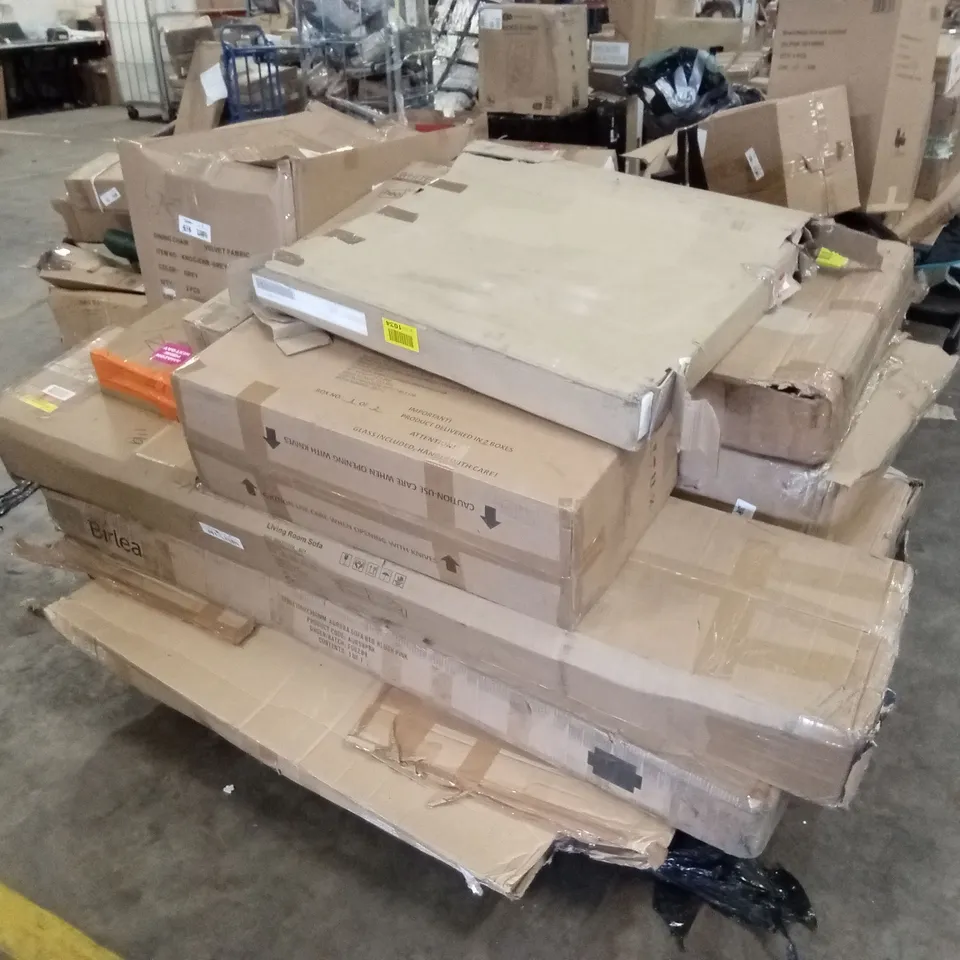 PALLET OF ASSORTED INCOMPLETE DESIGNER FURNITURE AND FURNITURE PARTS