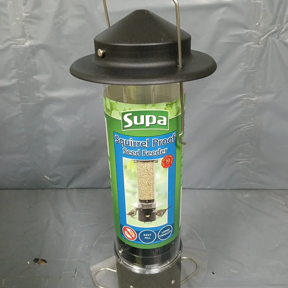 SUPA SQUIRREL PROOF SEED FEEDER 