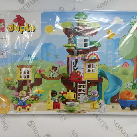 BOXED LEGO DUPLO 3IN1 TREE HOUSE 10993