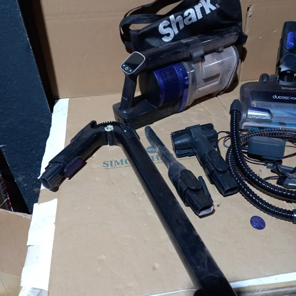 SHARK CORDLESS STICK VACUUM IZ390UKTQ