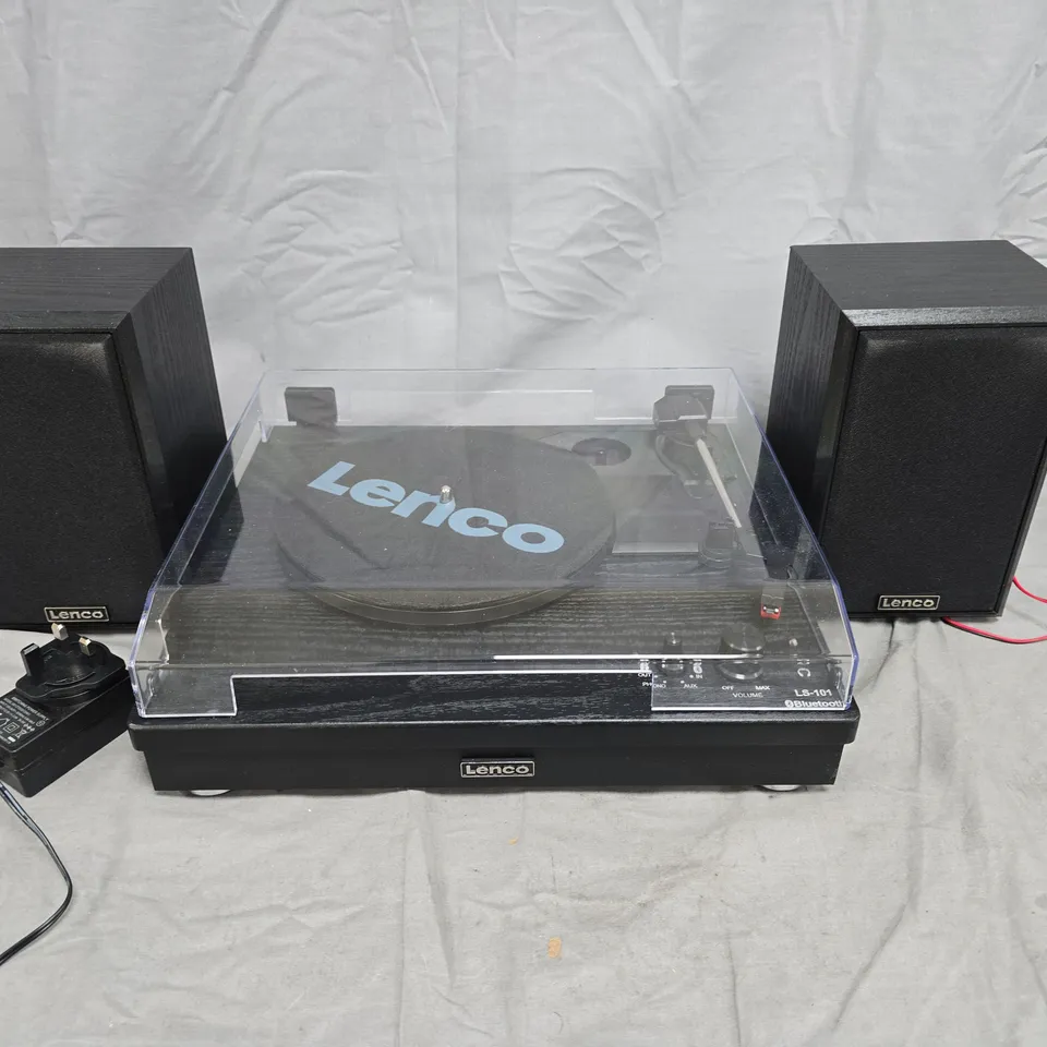 LENCO LS-101 BLUETOOTH TURNTABLE WITH SPEAKERS