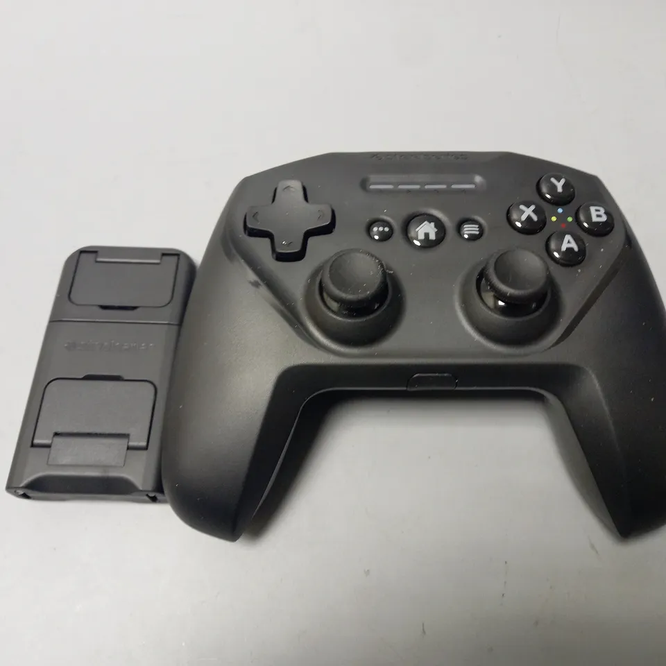 BOXED STEELSERIES NIMBUS+ WIRELESS GAMING CONTROLLER
