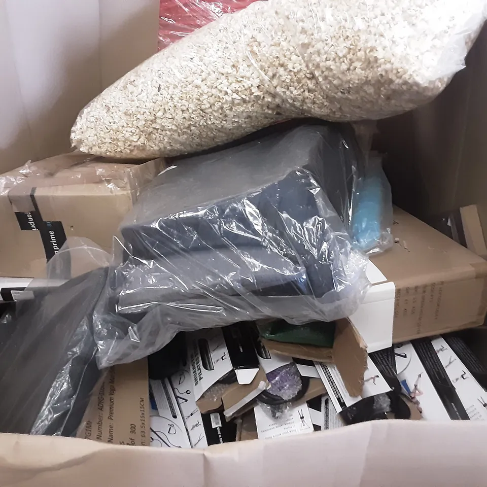 PALLET OF ASSORTED PRODUCTS INCLUDING ZULAY PIZZA PEEL, SHUANGYIN PILATES STUDIO, STAINLESS STEEL FAUCET, ADIDAS PREMIUM YOGA MAT, GREEN HOUSE COVER, ANGELSHIELD TOILET SEAT
