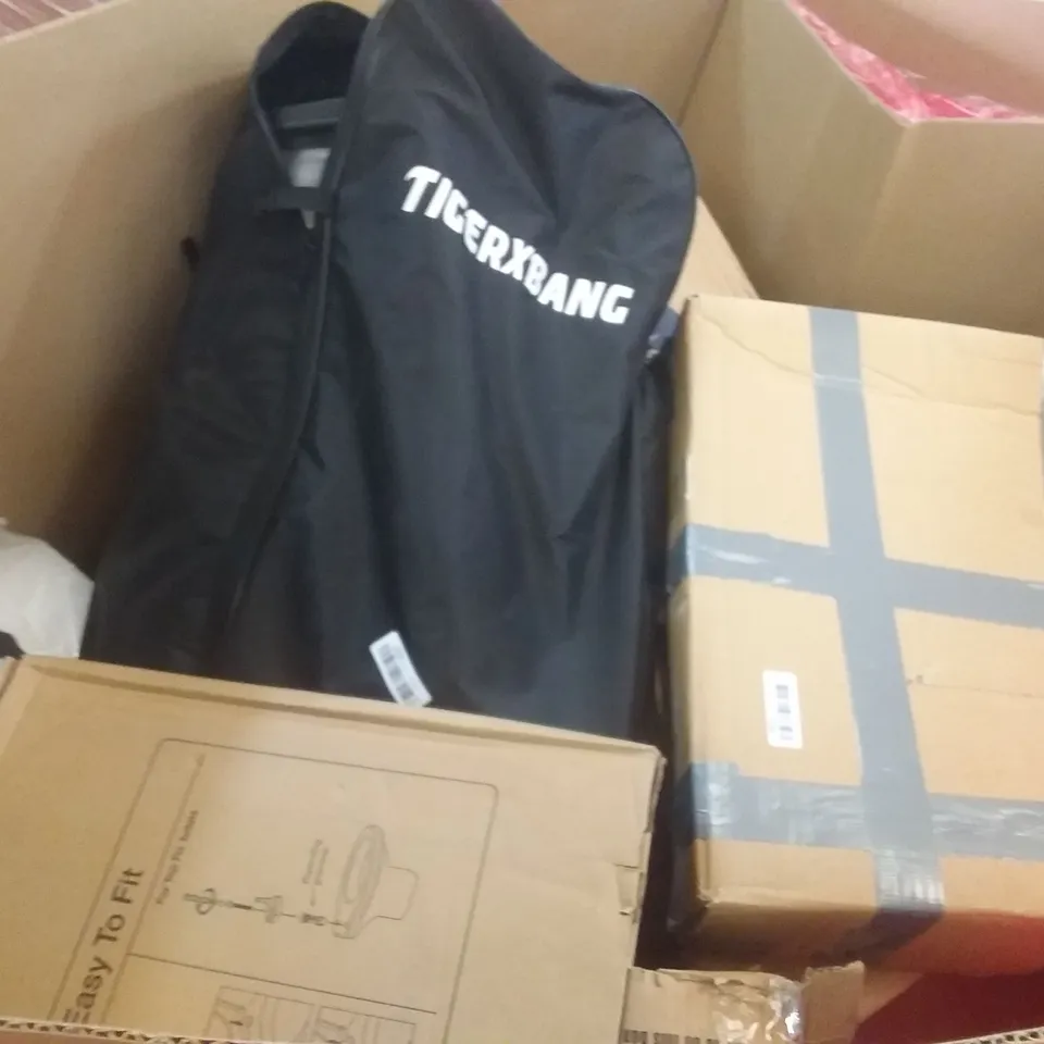 PALLET OF ASSORTED ITEMS INCLUDING MASS DYNAMIC TOILET SEAT, ACCSTORE FABRIC WARDROBE, CARTTIYA TOILET SEAT, PIPISHELL TOILET SEAT, OEKO-TEX STANDED 100 BABY COVER, TIGERXBANG 