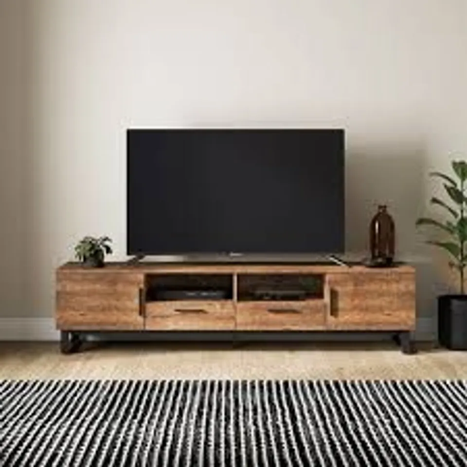 BOXED FREDDIE EXTRA WIDE TV UNIT FOR TVS UP TO 70", RUSTIC WOOD EFFECT (1 BOX)