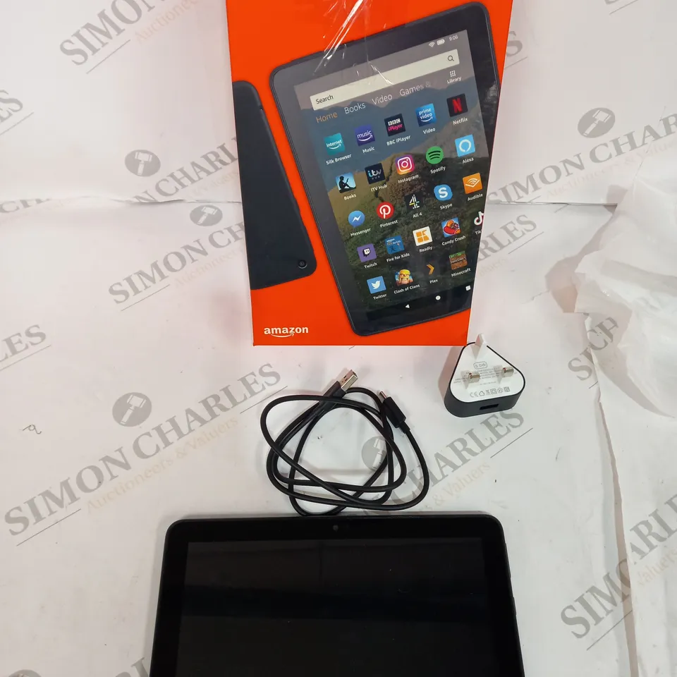 BOXED AMAZON FIRE HD8 WITH ALEXA 