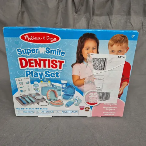 MELISSA AND DOUG SUPER SMILE DENTIST PLAY SET